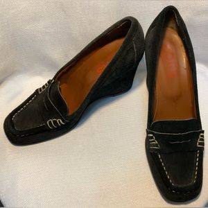 Beautiful suede Michael Kors wedge loafers.